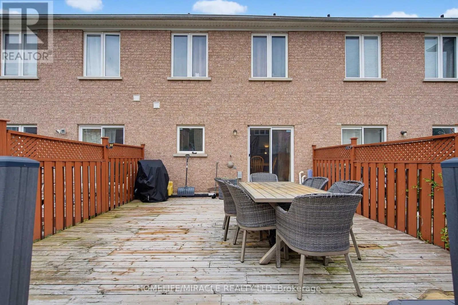 54 - 169 TOM TAYLOR CRESCENT