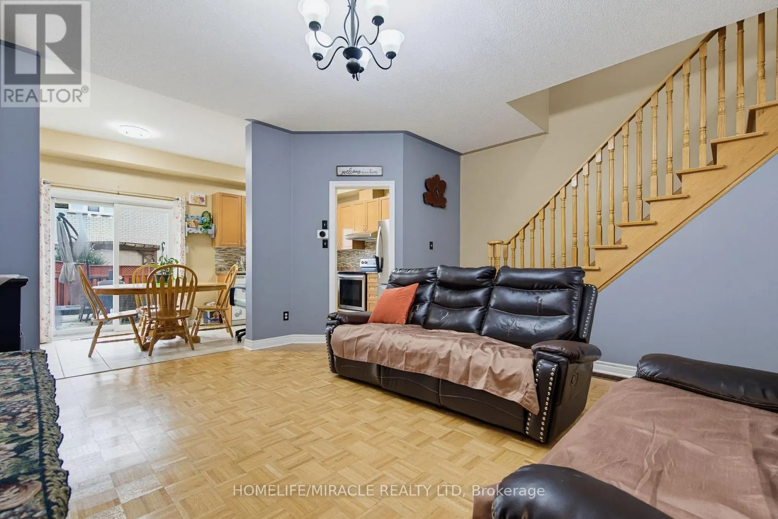 54 - 169 TOM TAYLOR CRESCENT