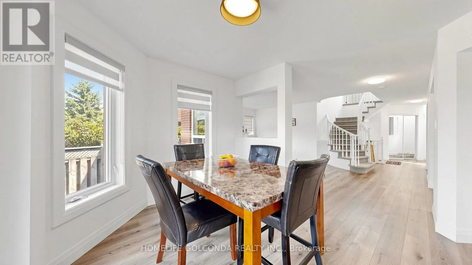 1304 VINCENT CRESCENT