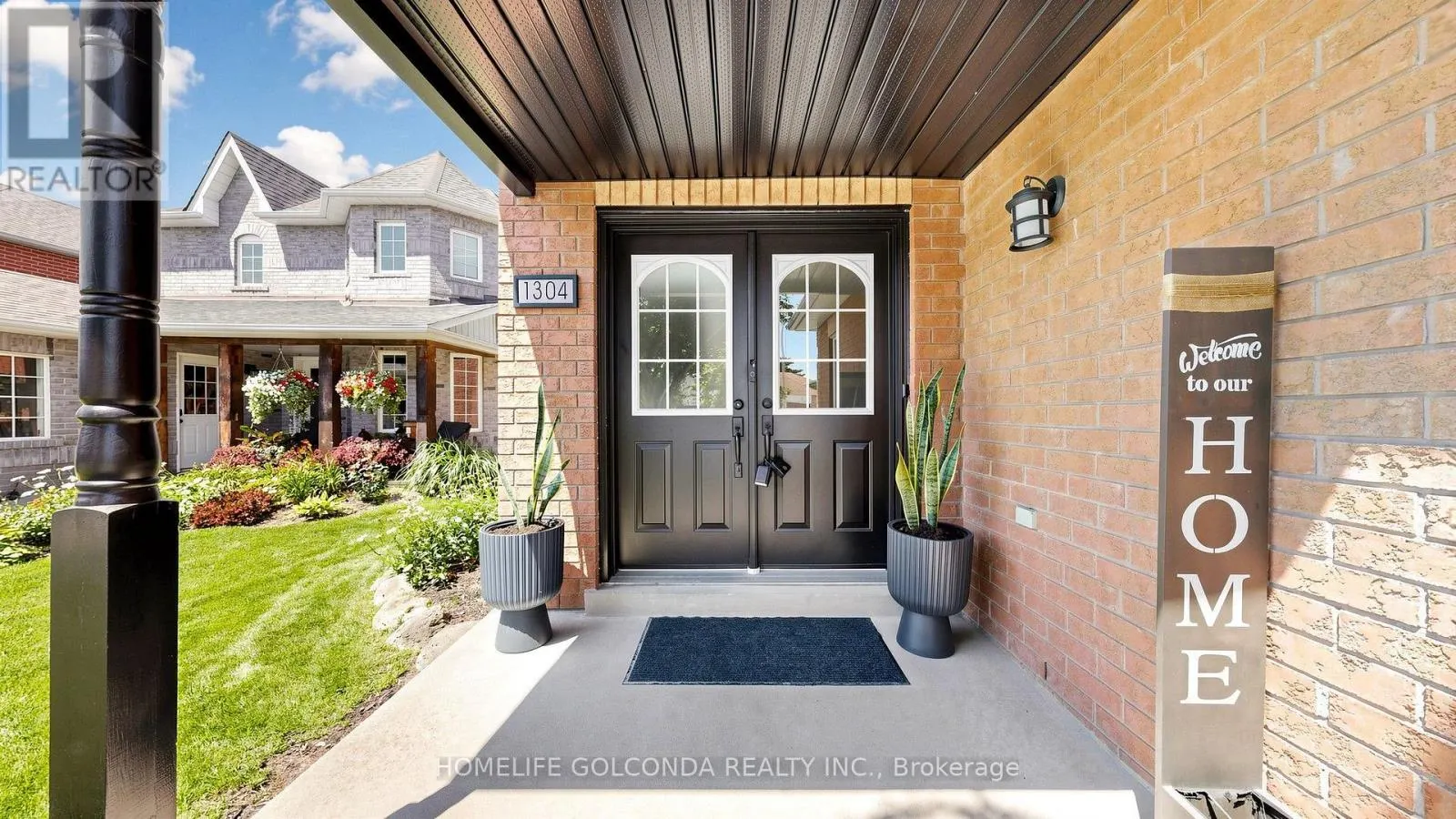 1304 VINCENT CRESCENT