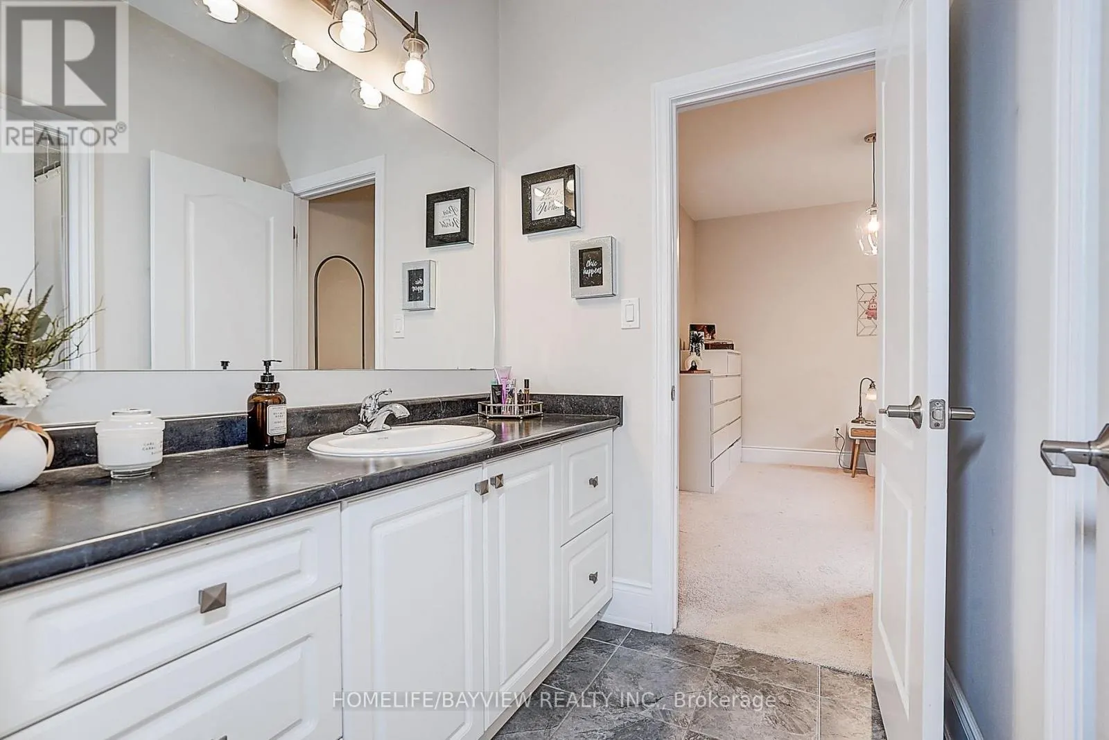 13 COTTONWOOD HOLLOW COURT