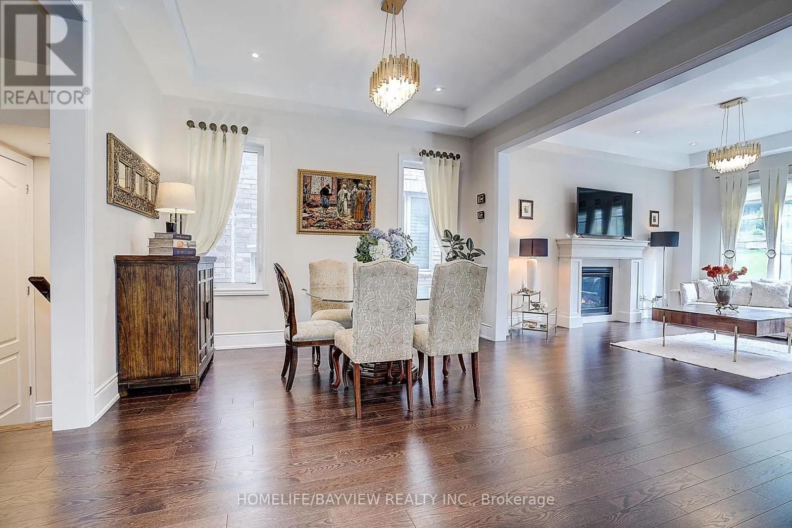 13 COTTONWOOD HOLLOW COURT
