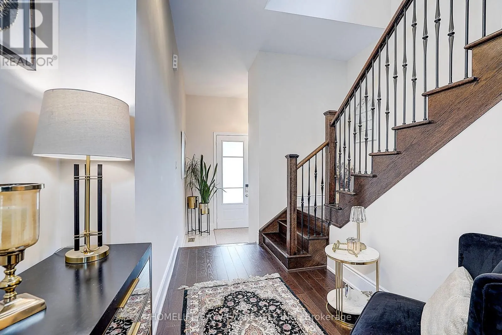 13 COTTONWOOD HOLLOW COURT