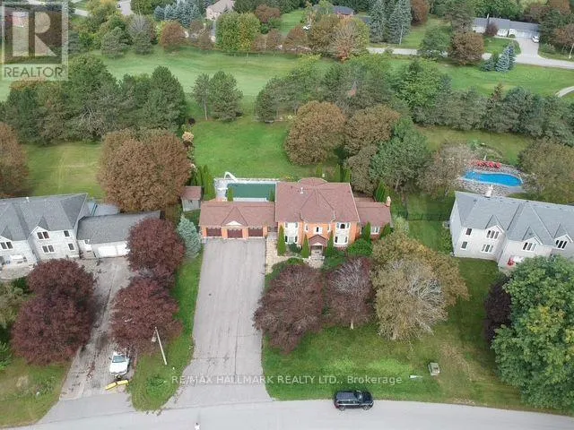 11 SLEEPY HOLLOW LANE