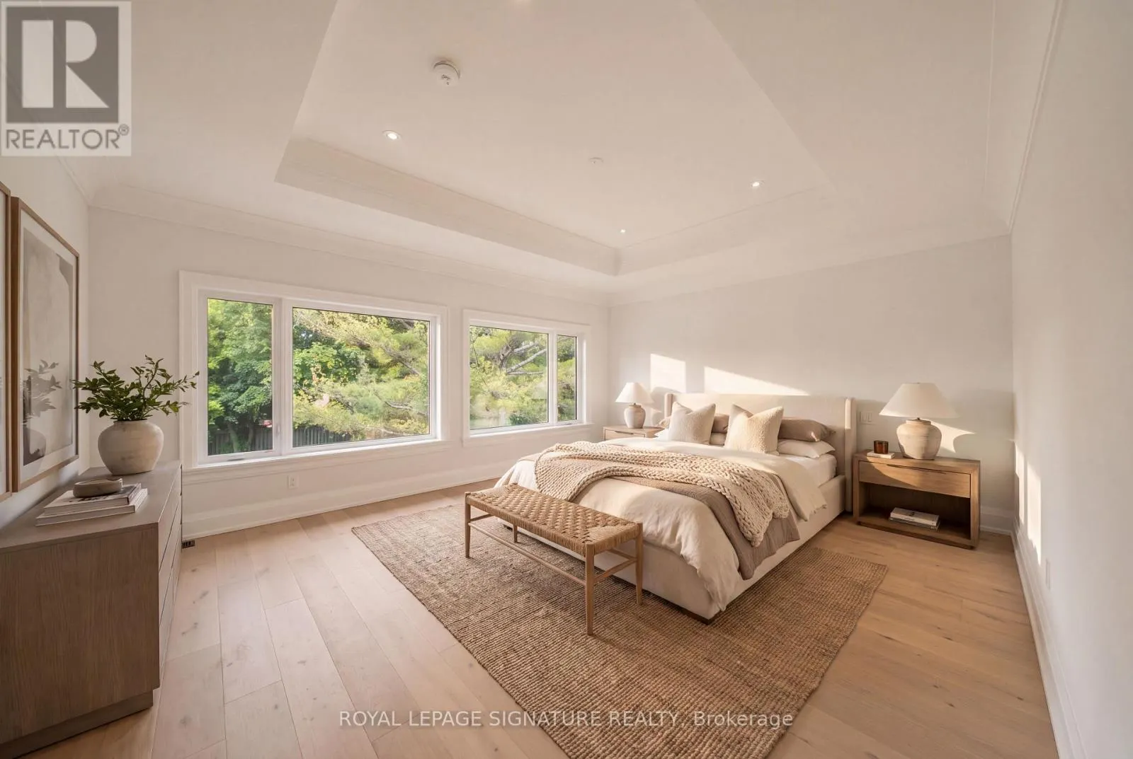 92 HOWARD ROAD