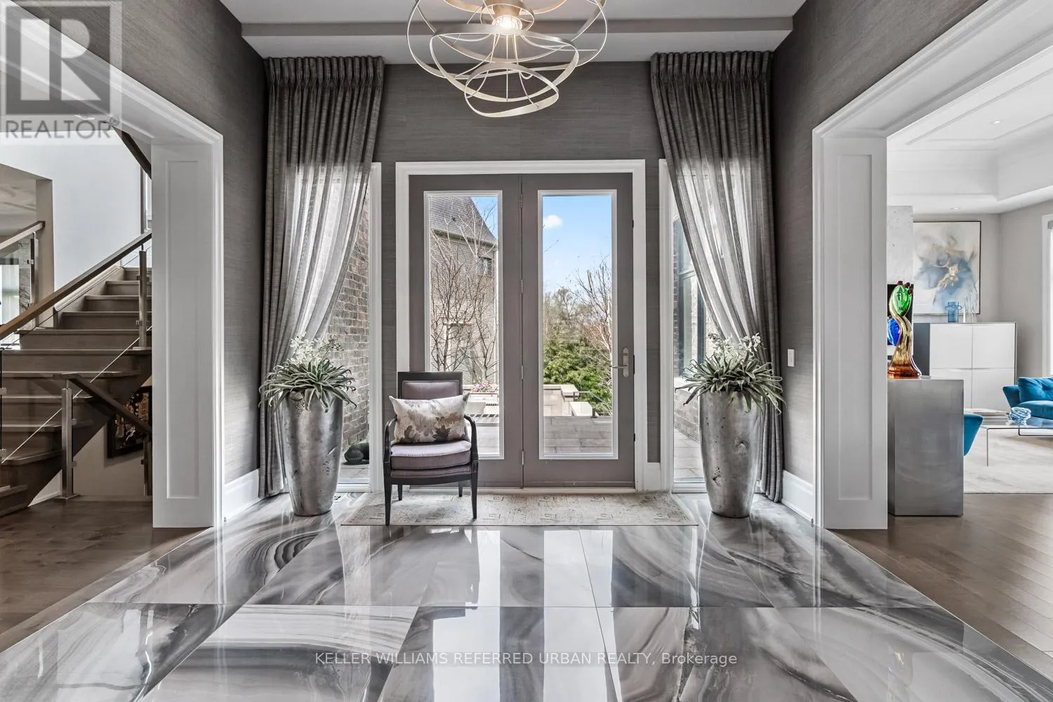 61 RIA COURT