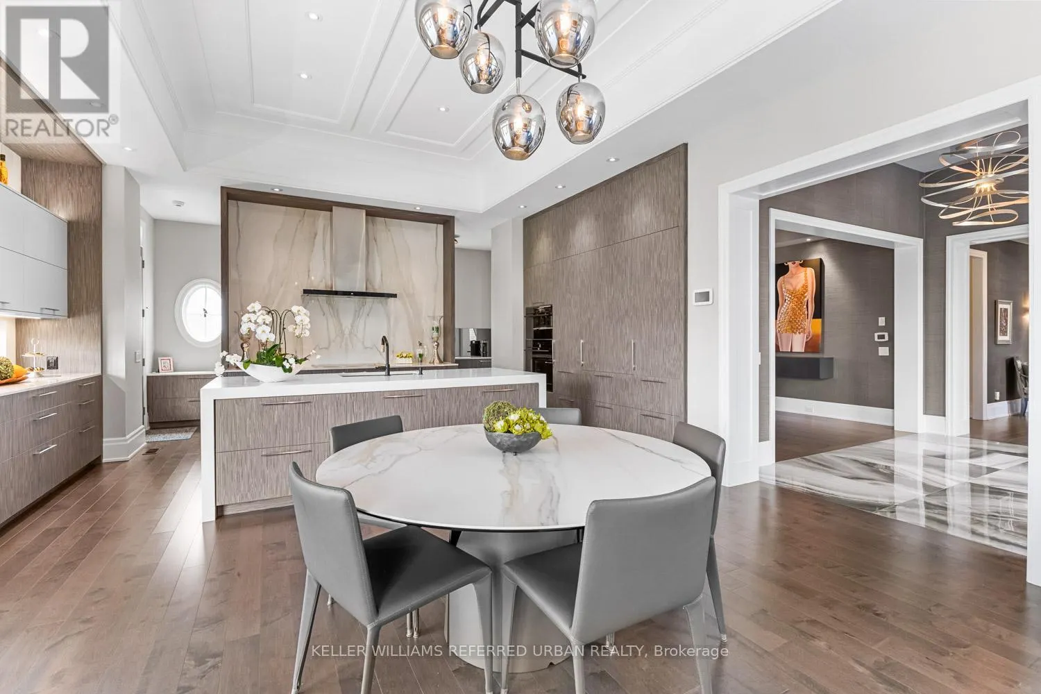 61 RIA COURT