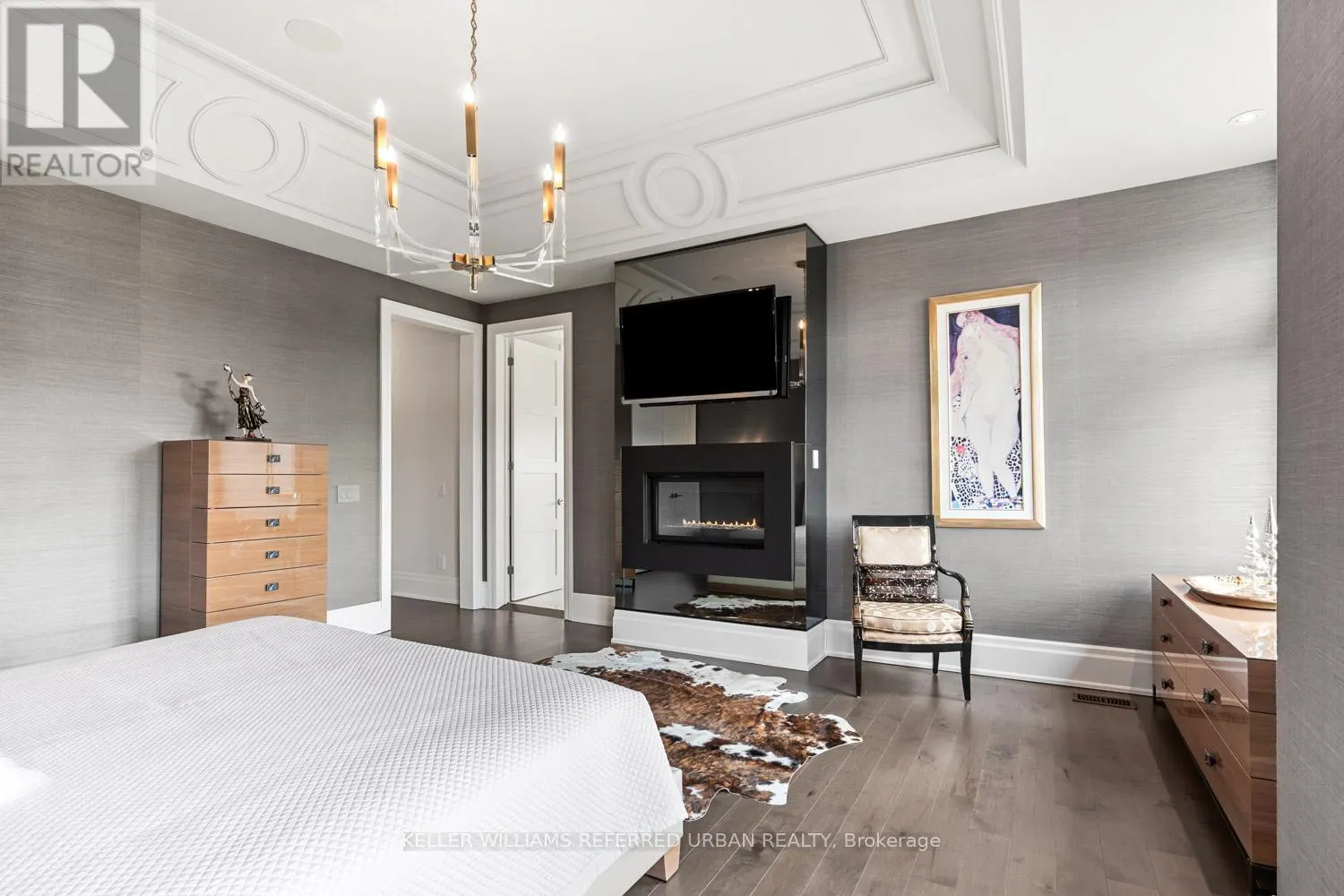 61 RIA COURT