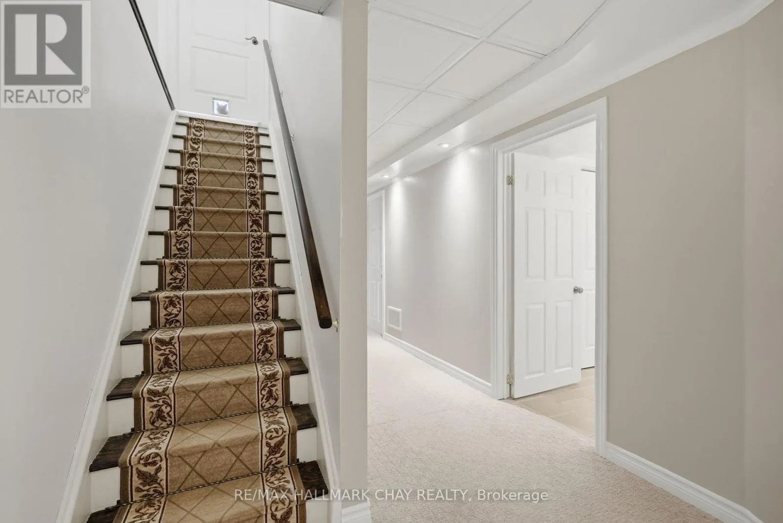 17 ARMEDA CLOW CRESCENT