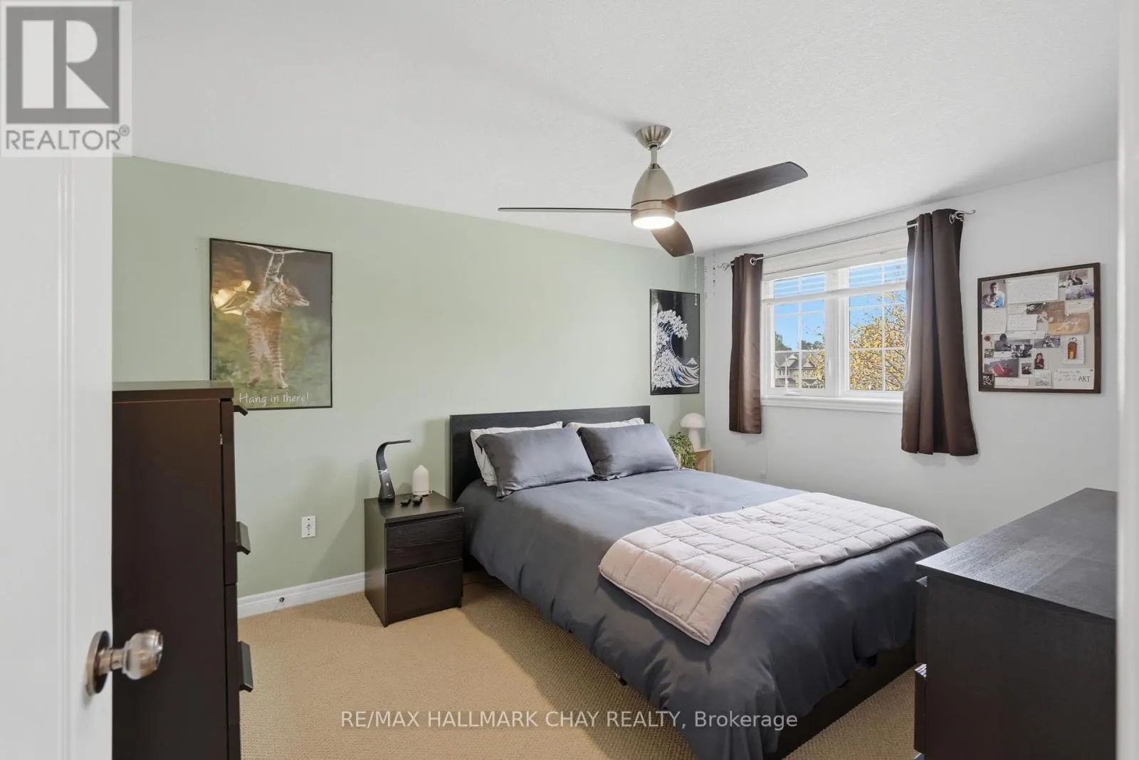17 ARMEDA CLOW CRESCENT