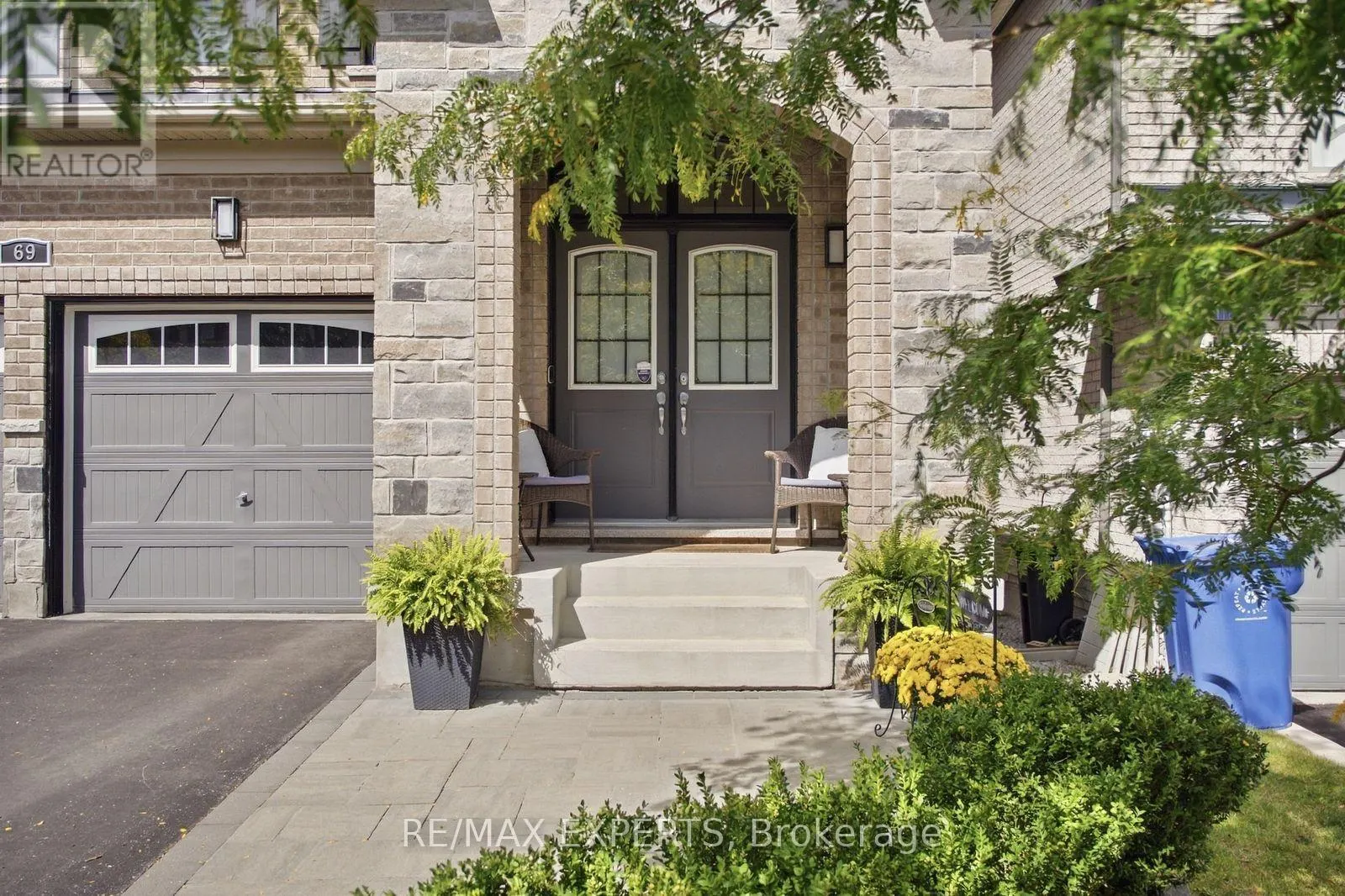 69 LEADEN HALL DRIVE