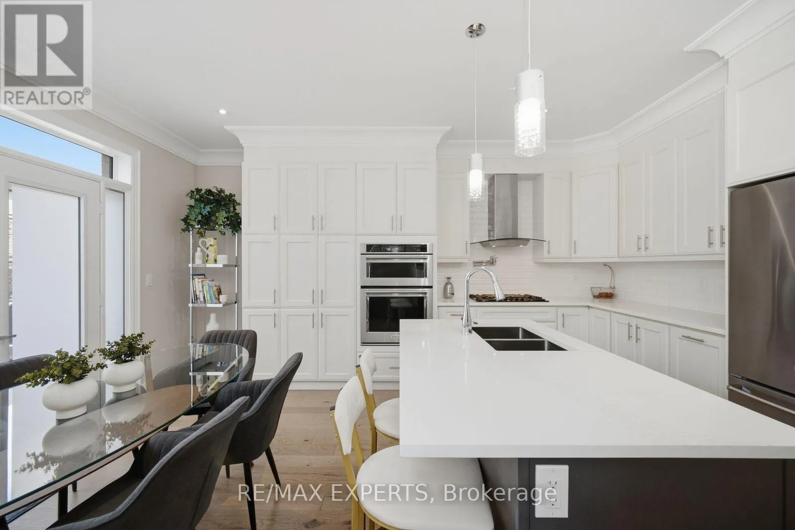 69 LEADEN HALL DRIVE