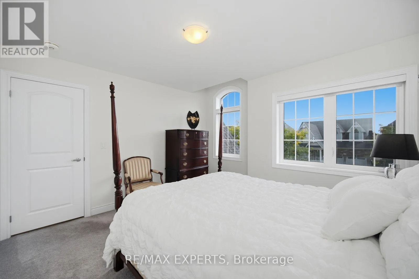 69 LEADEN HALL DRIVE