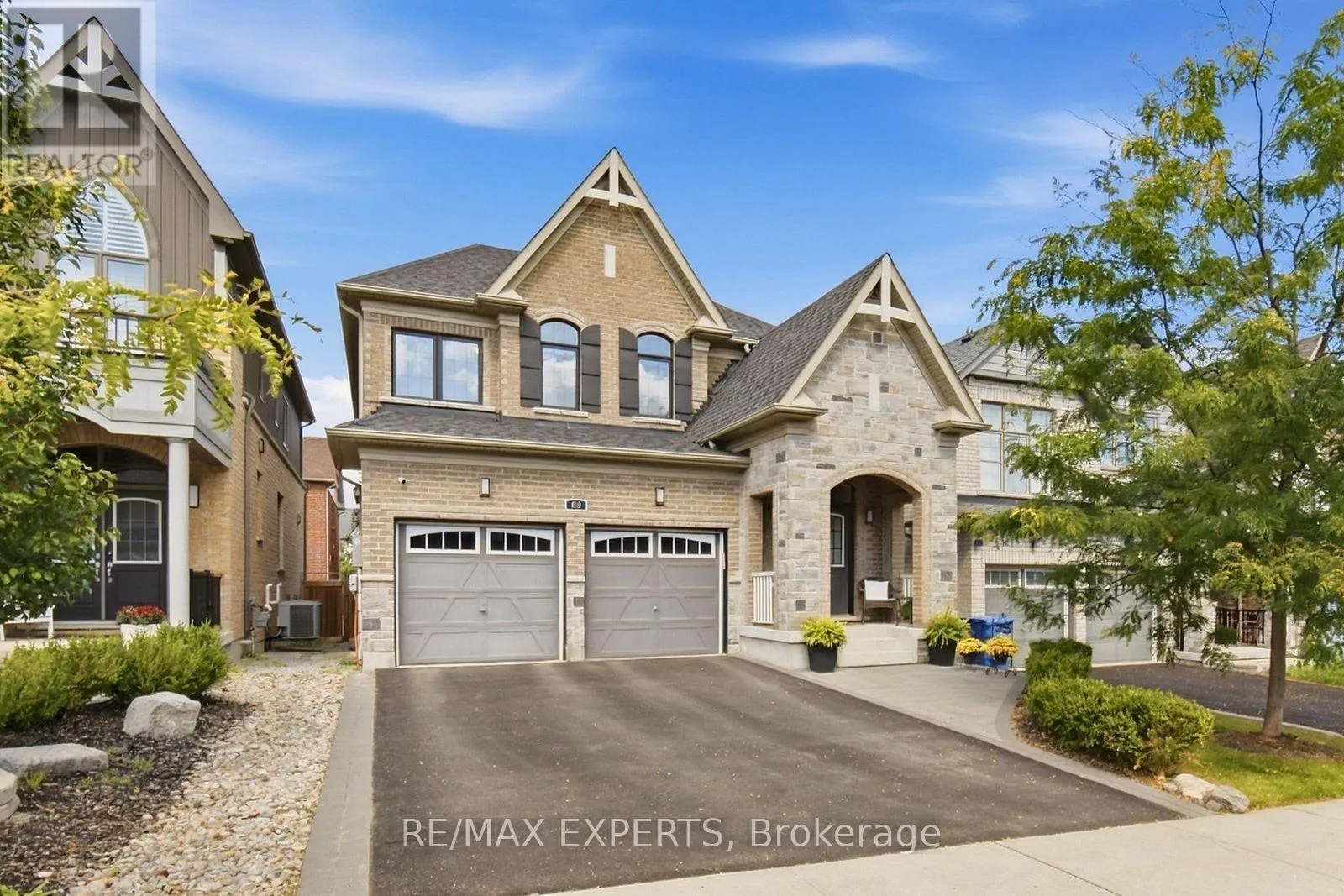 69 LEADEN HALL DRIVE