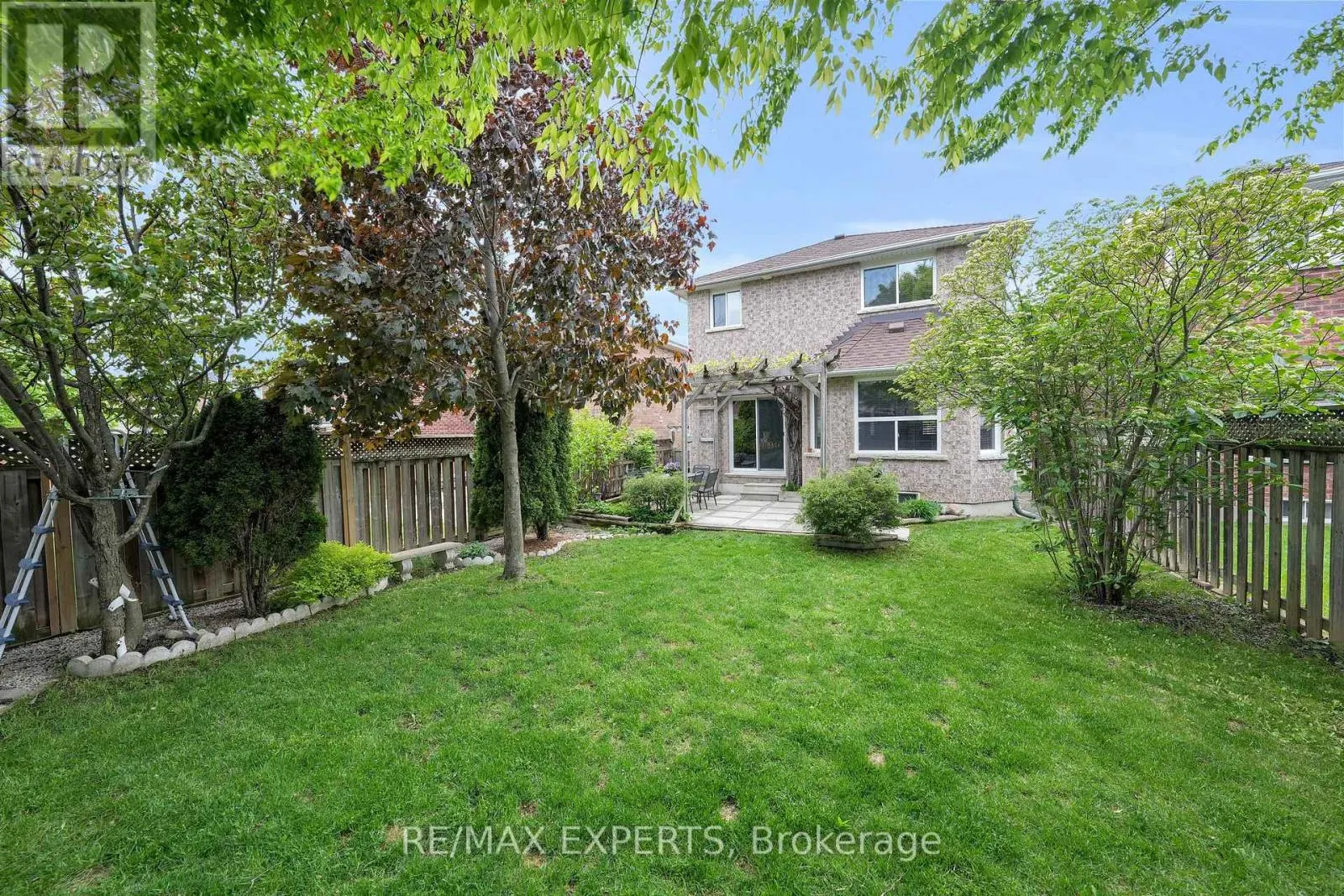 43 BUCHANAN DRIVE