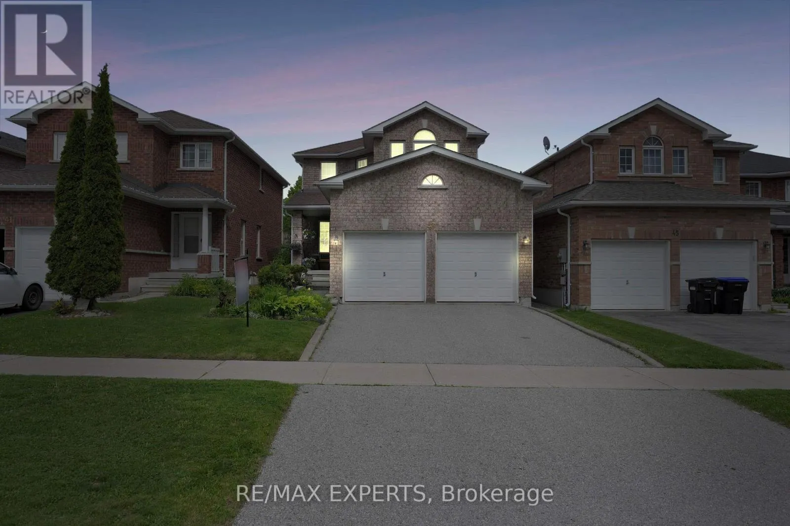 43 BUCHANAN DRIVE