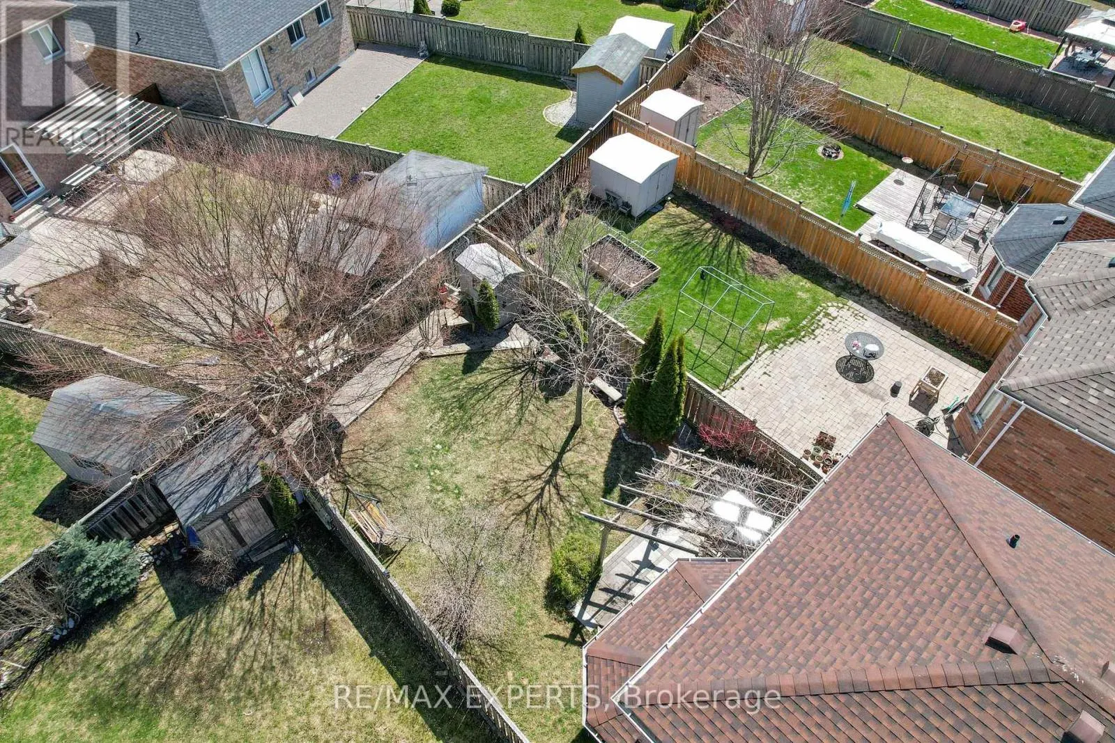43 BUCHANAN DRIVE