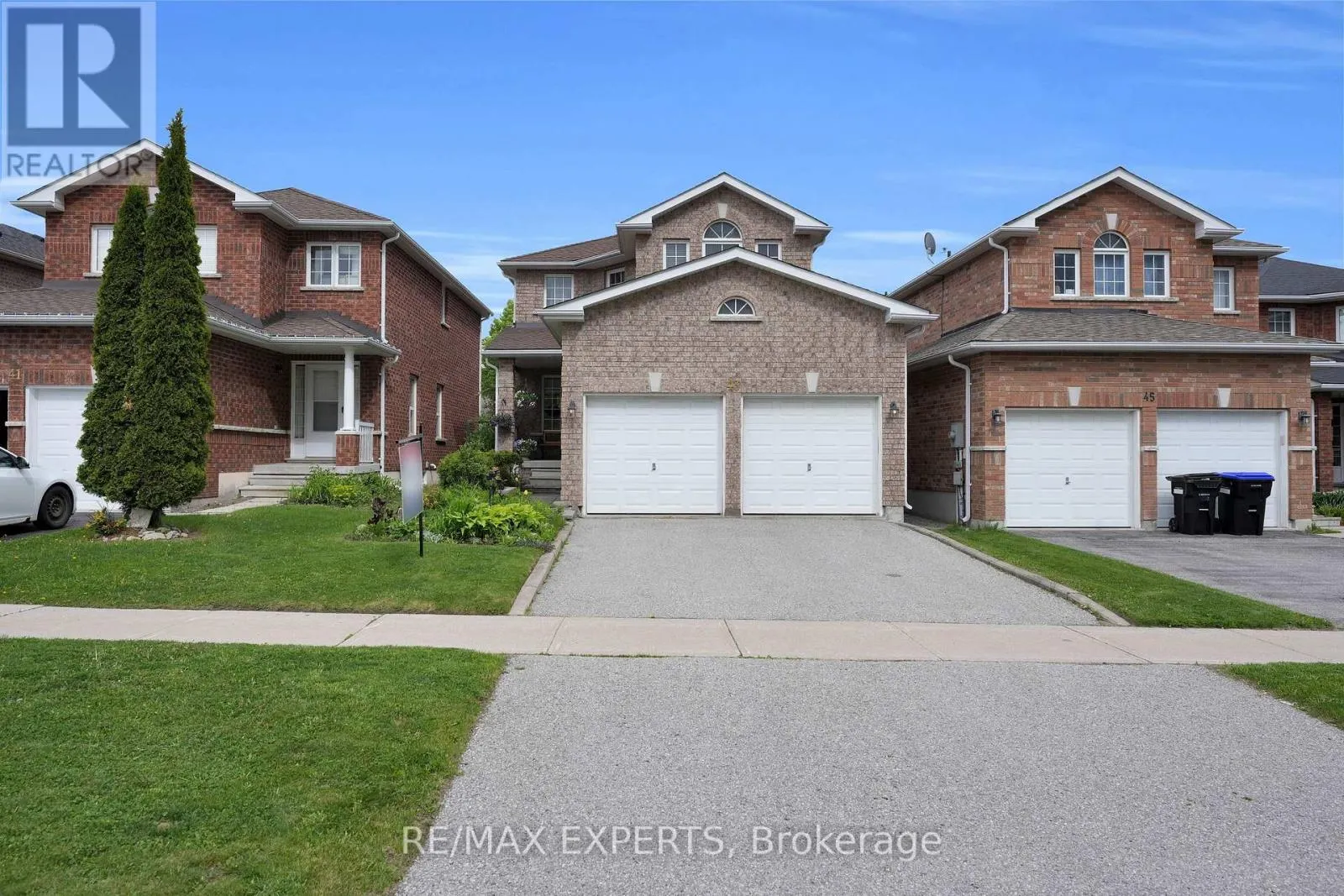 43 BUCHANAN DRIVE