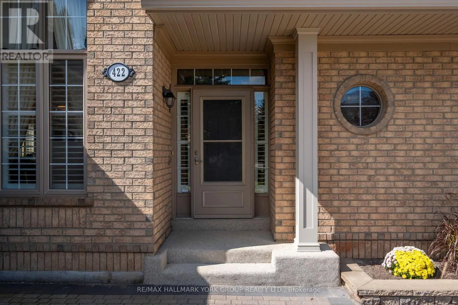 422 FALCONWOOD HOLLOW