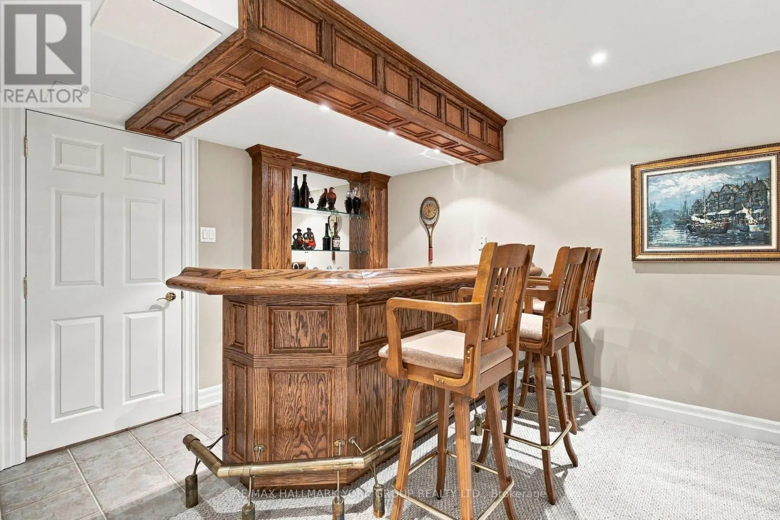422 FALCONWOOD HOLLOW