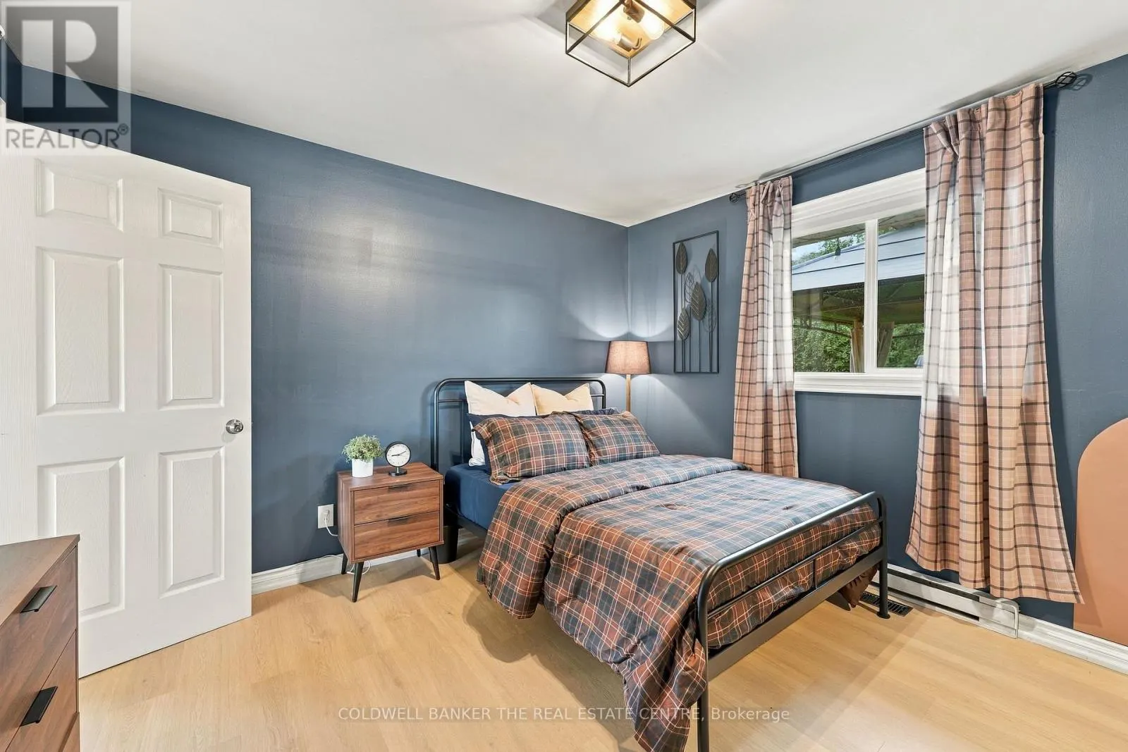 968 METRO ROAD N