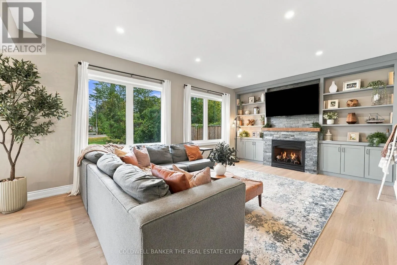 968 METRO ROAD N