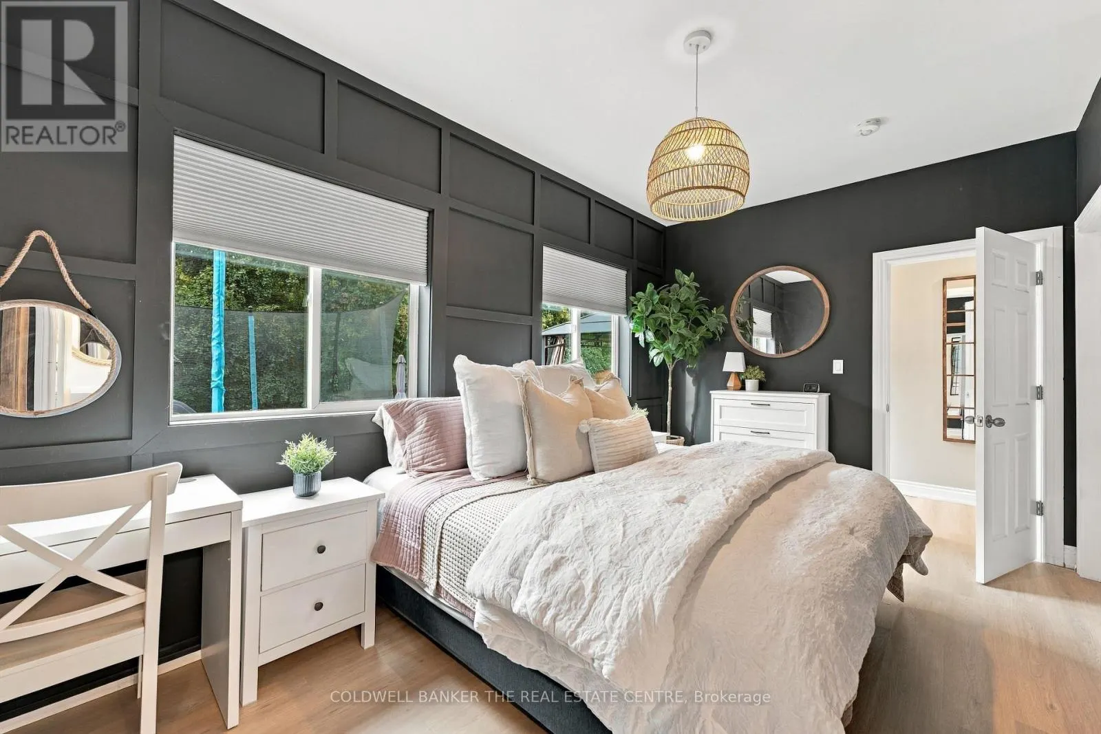 968 METRO ROAD N