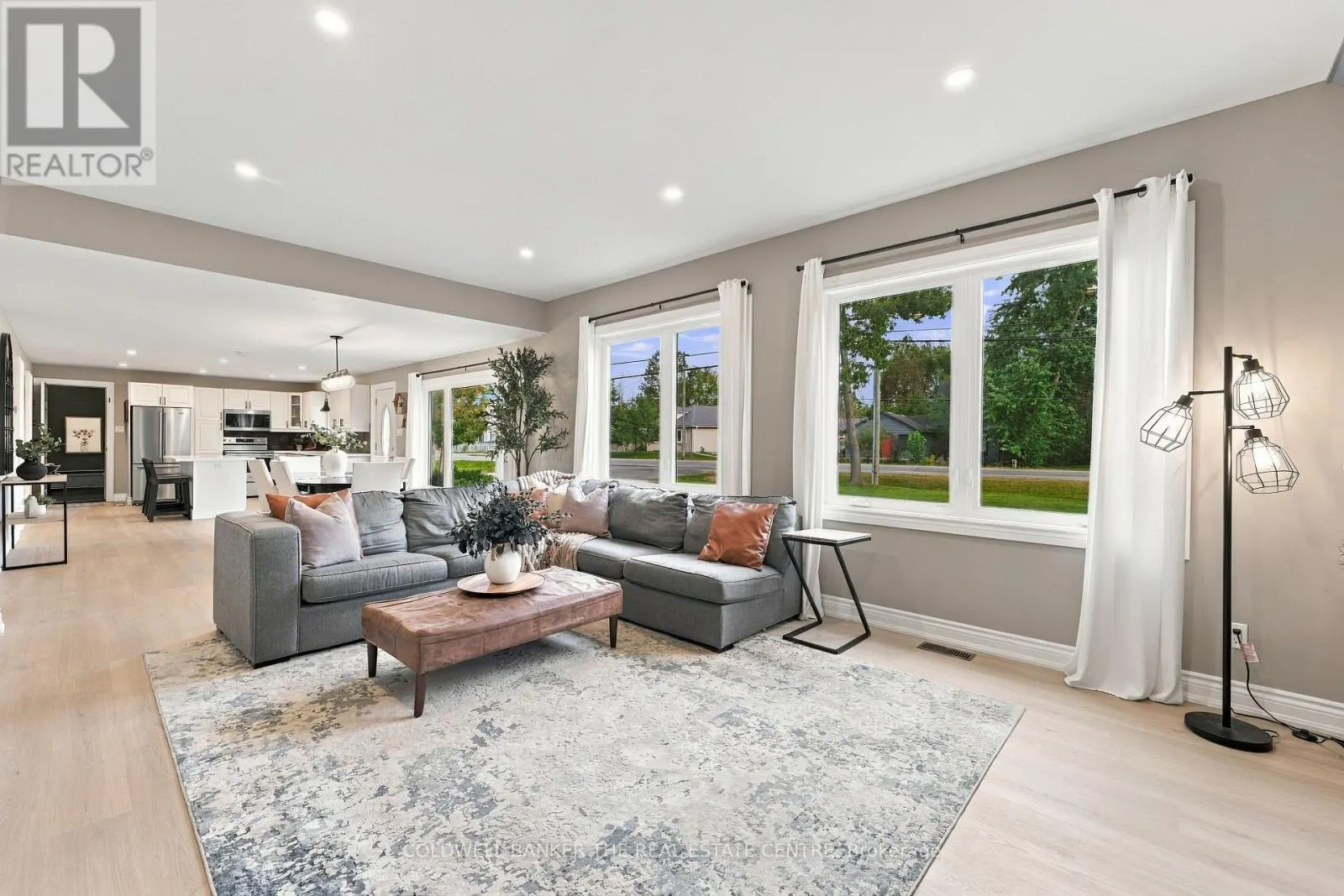 968 METRO ROAD N