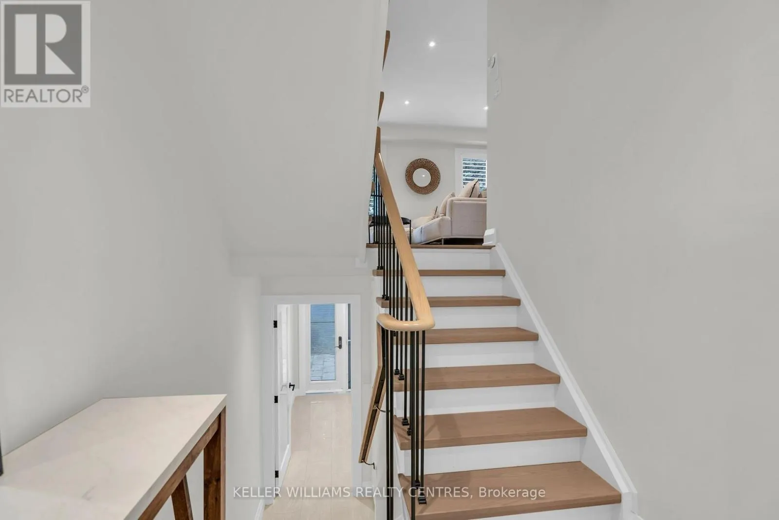 37 BOWLER STREET
