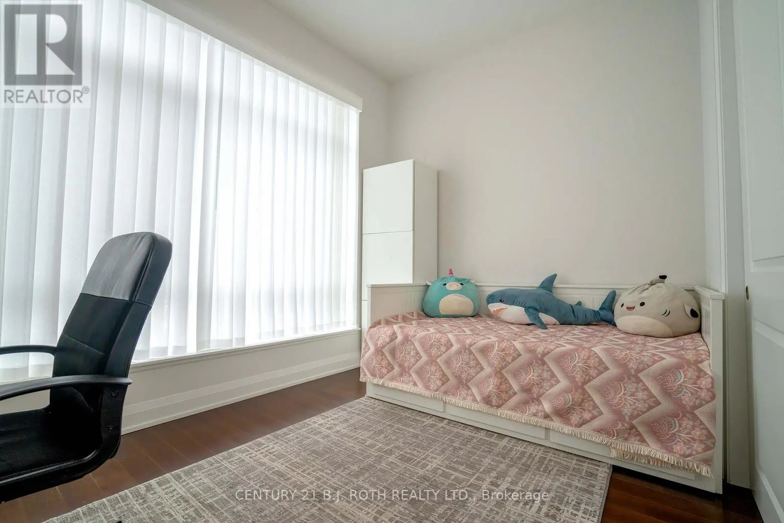 313 - 15277 YONGE STREET S
