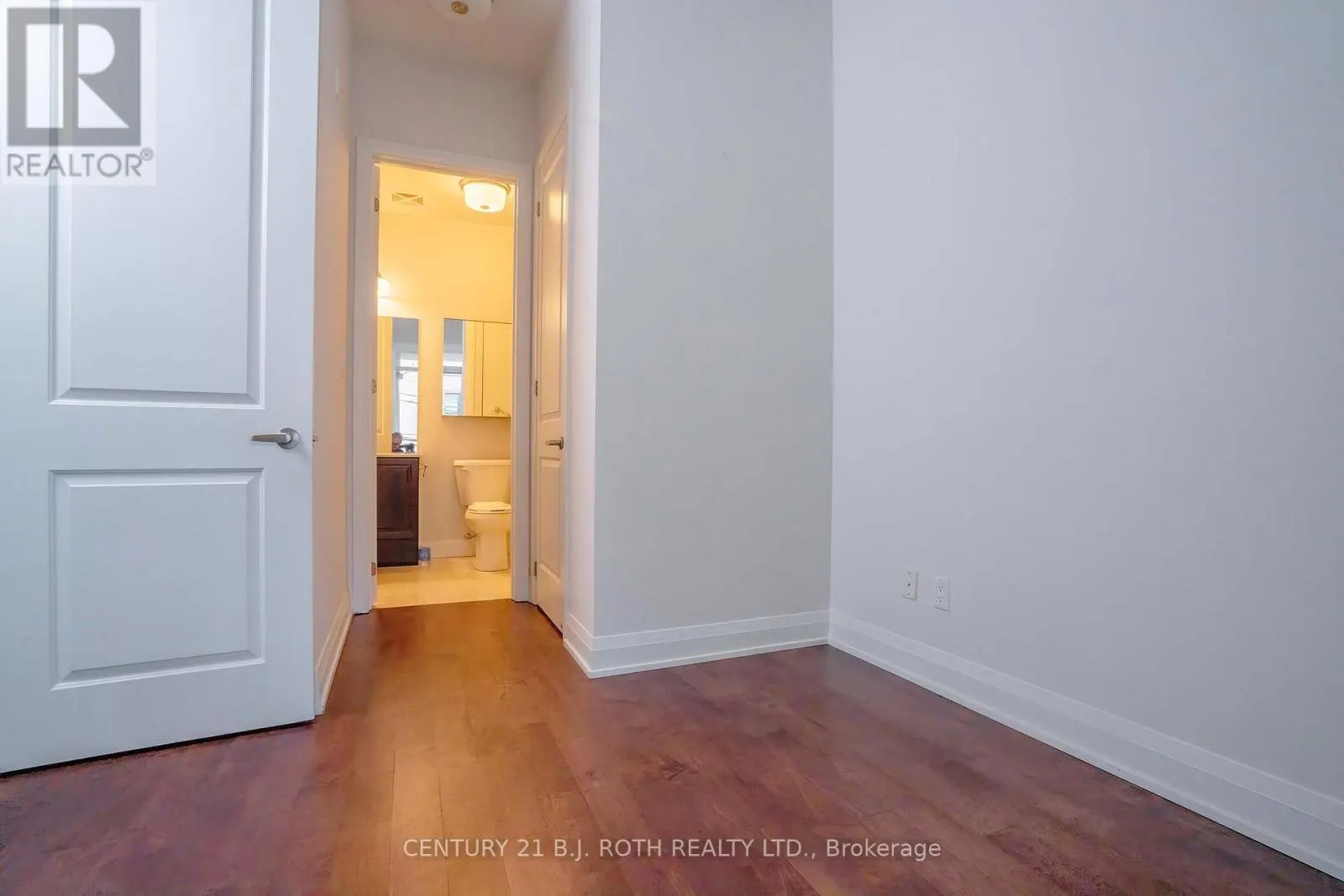 313 - 15277 YONGE STREET S