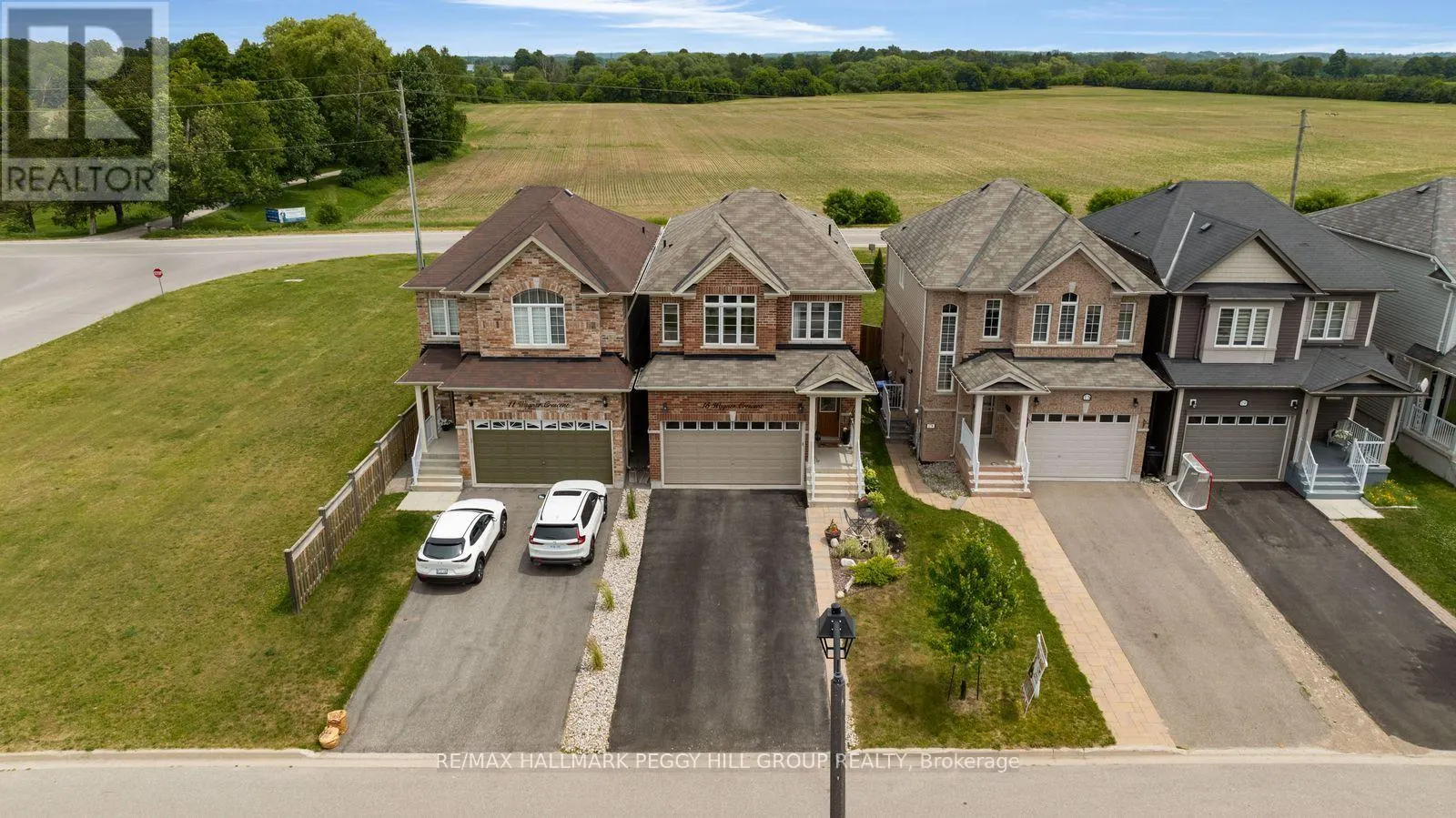15 WAGNER CRESCENT