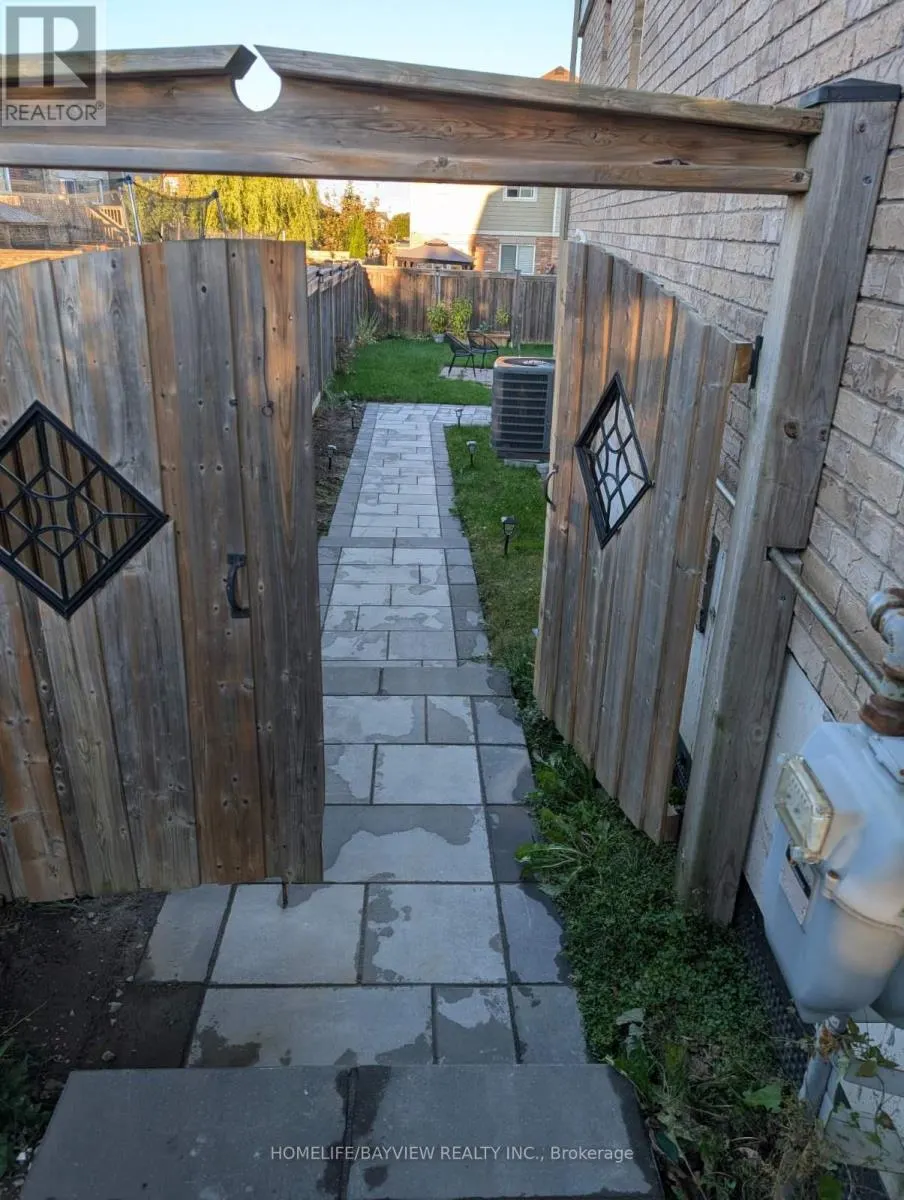 2150 GALLOWAY (BASEMENT) STREET