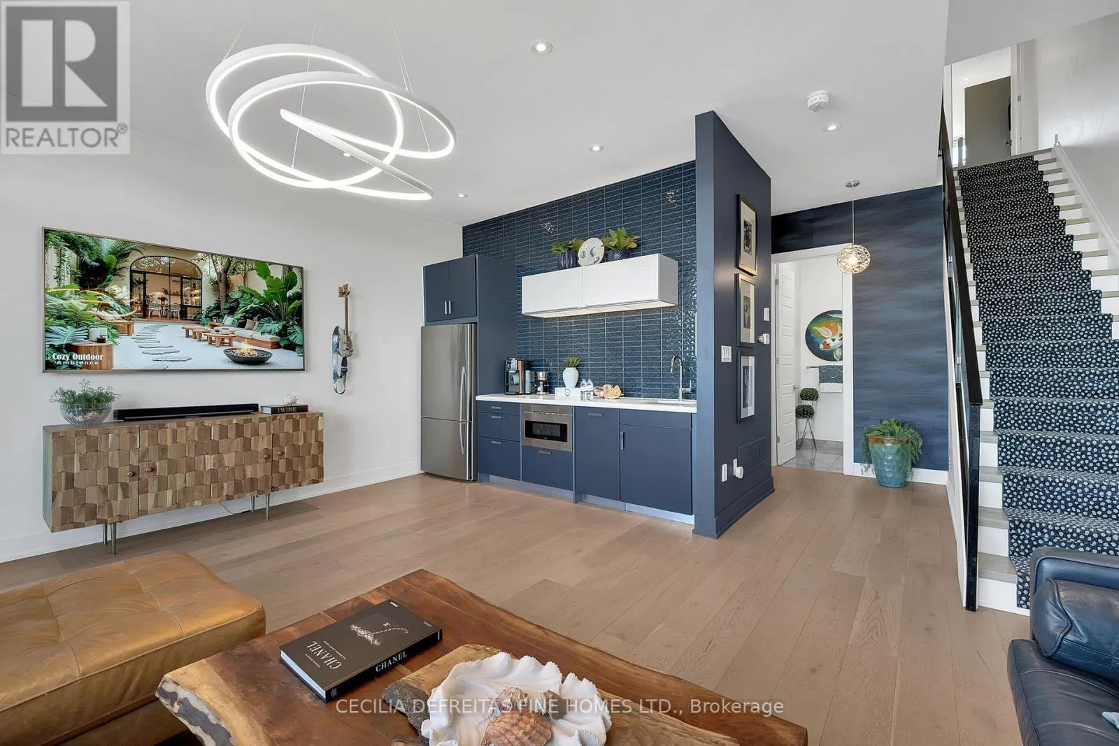 3793 MANGUSTA COURT