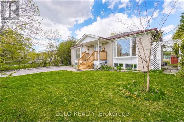 525 LYNETT CRESCENT