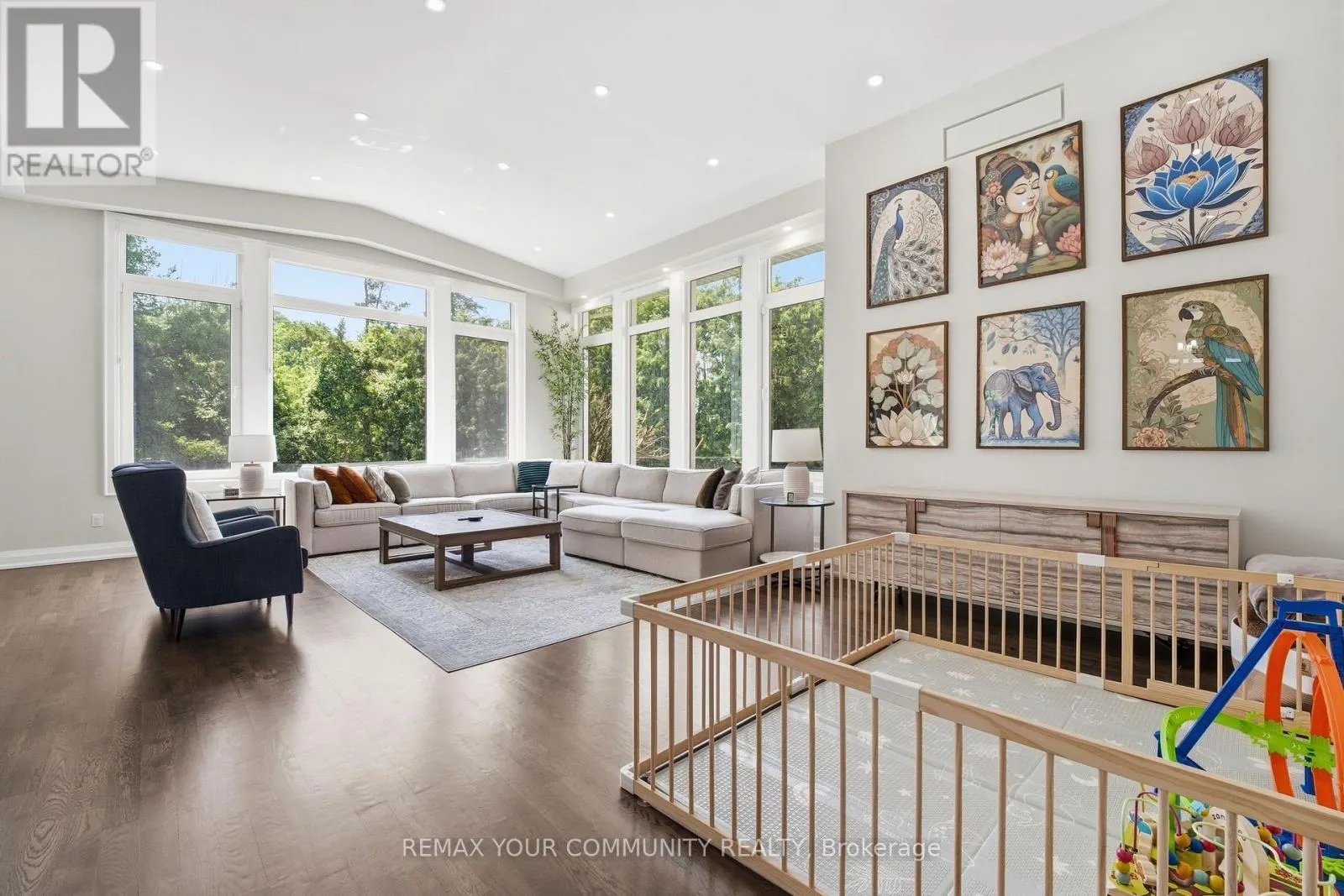 35 IDLESWIFT DRIVE