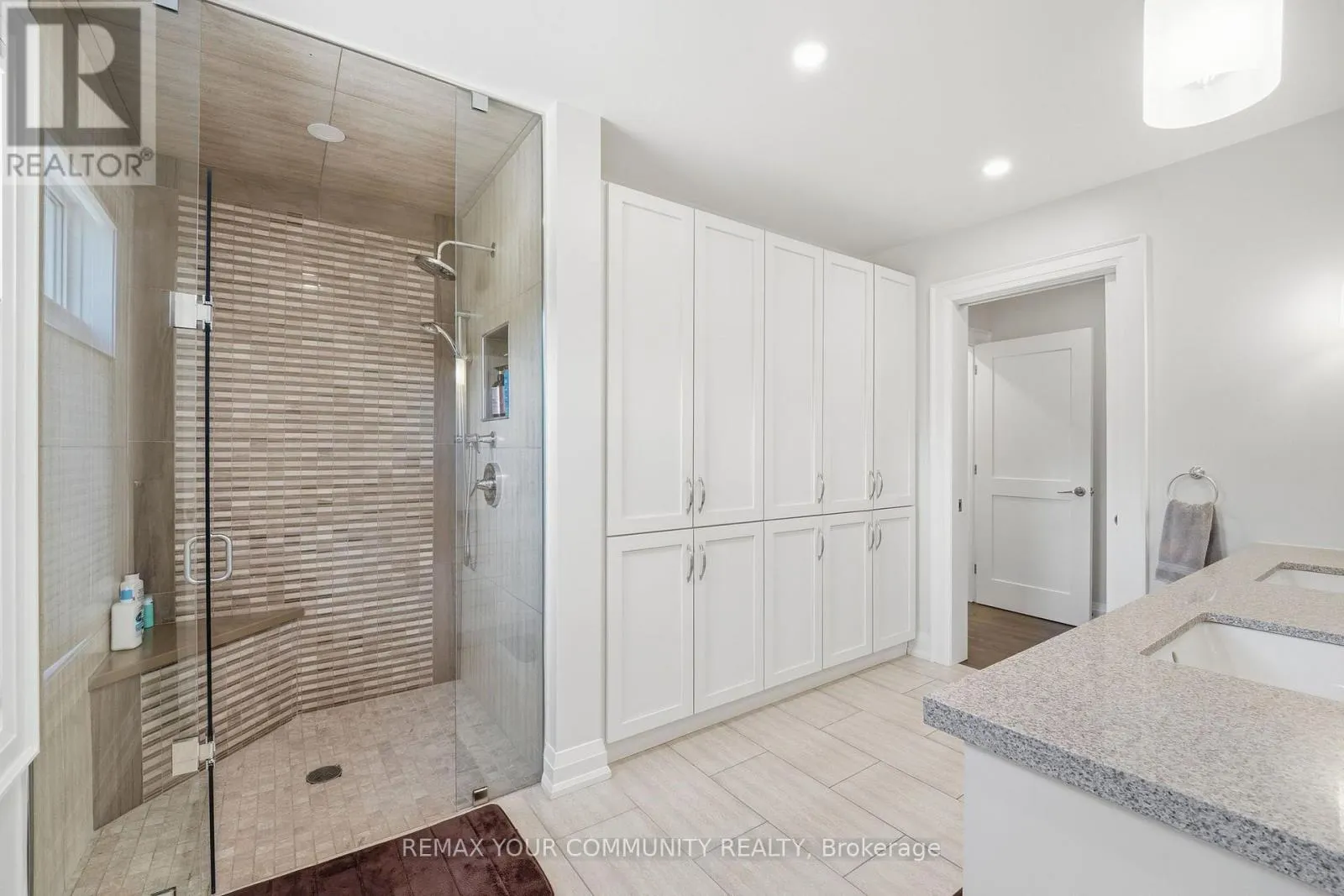 35 IDLESWIFT DRIVE