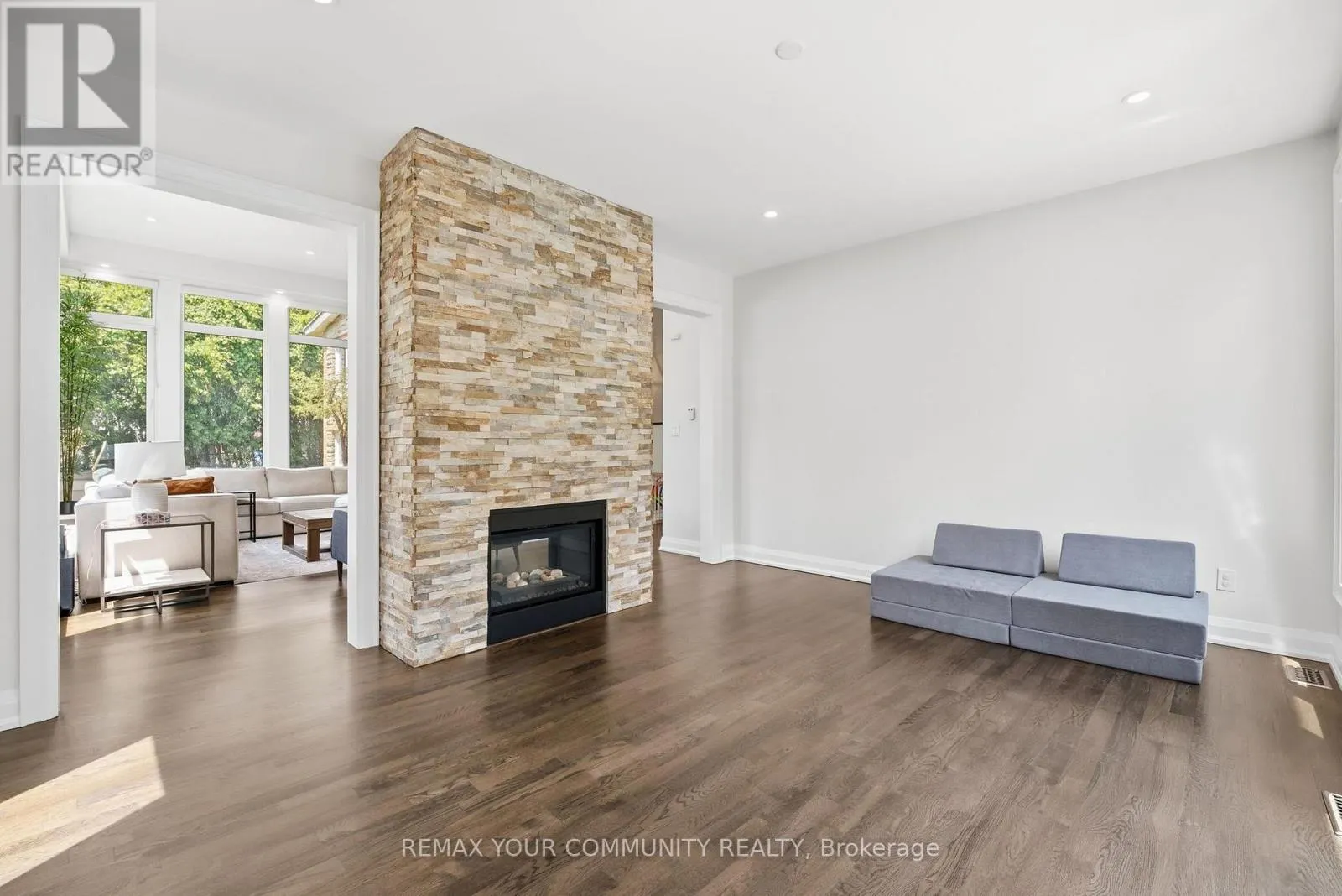35 IDLESWIFT DRIVE