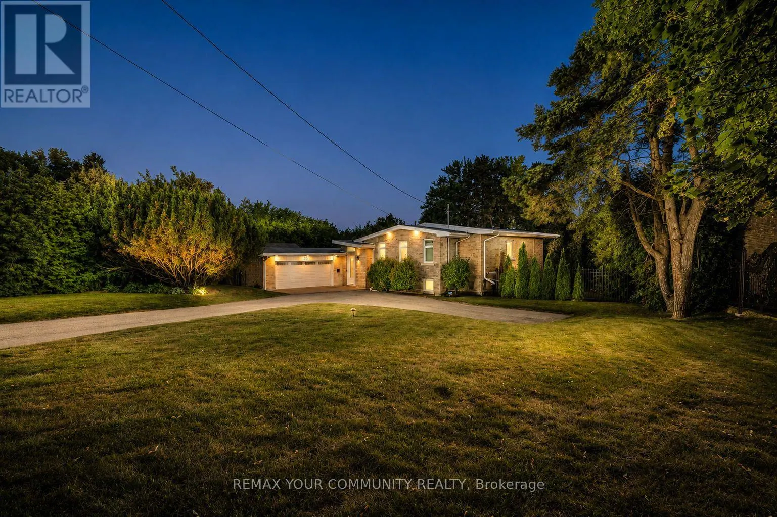 35 IDLESWIFT DRIVE