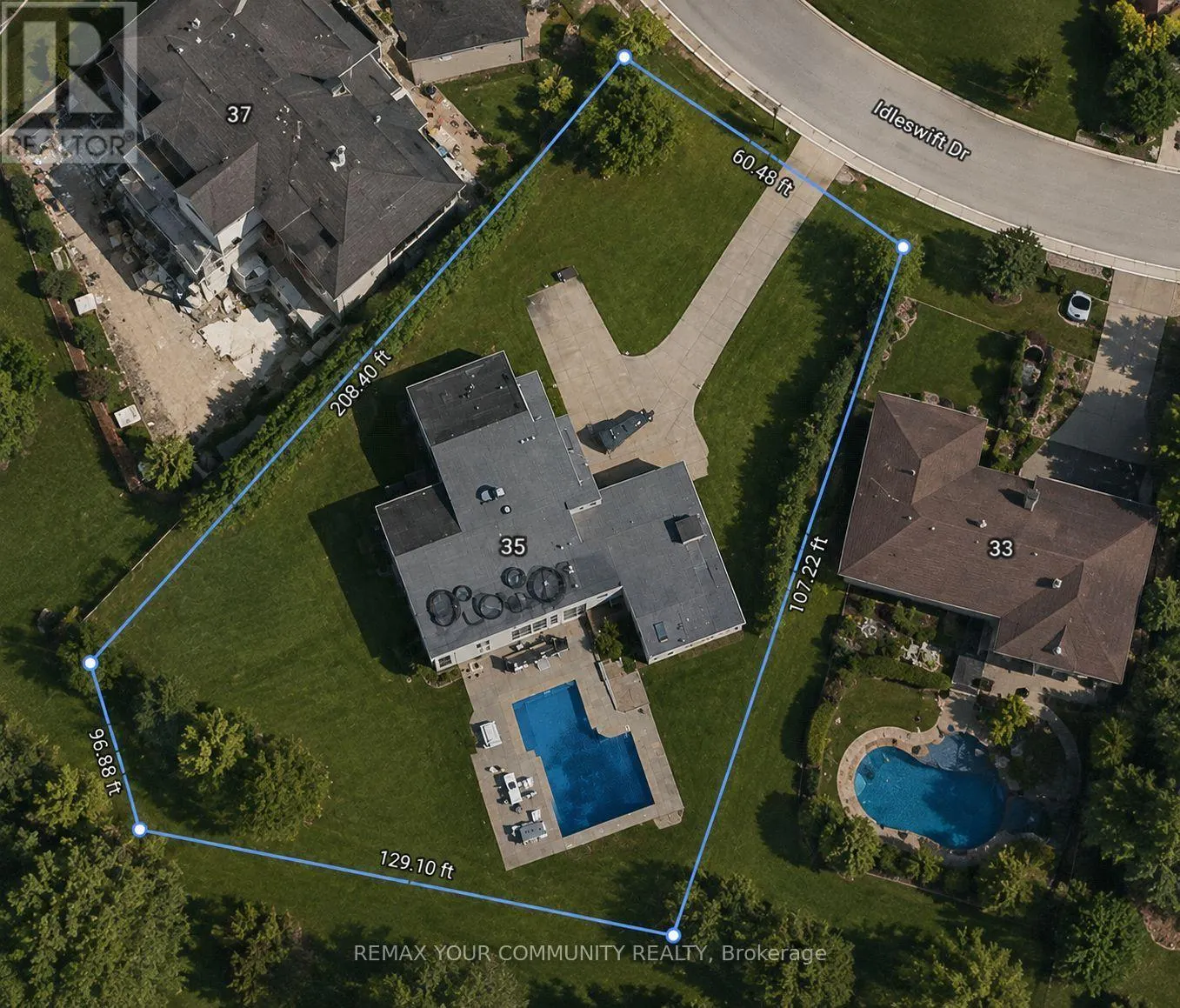 35 IDLESWIFT DRIVE
