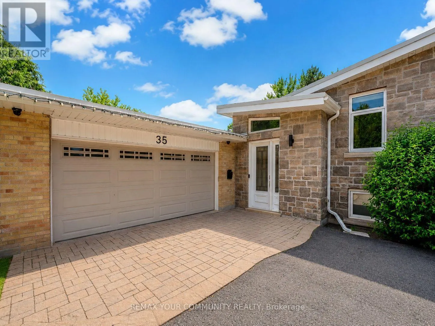 35 IDLESWIFT DRIVE
