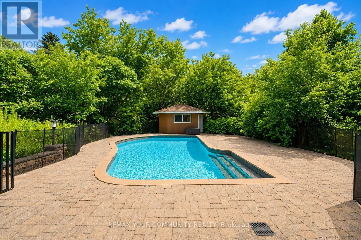 35 IDLESWIFT DRIVE
