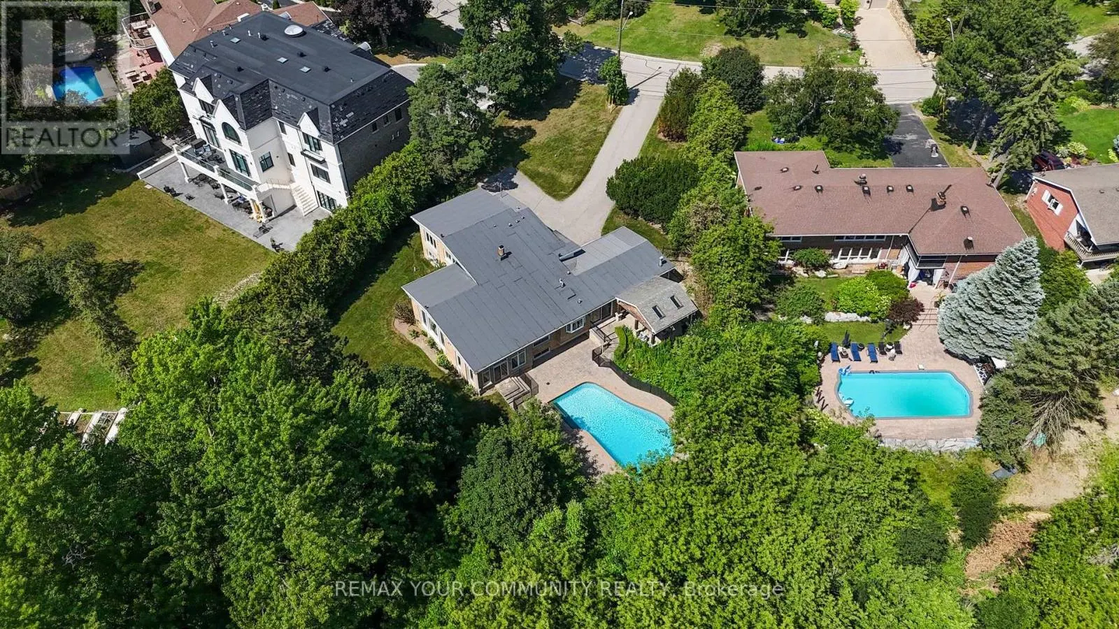 35 IDLESWIFT DRIVE