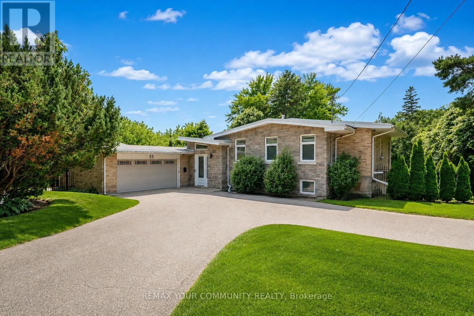 35 IDLESWIFT DRIVE