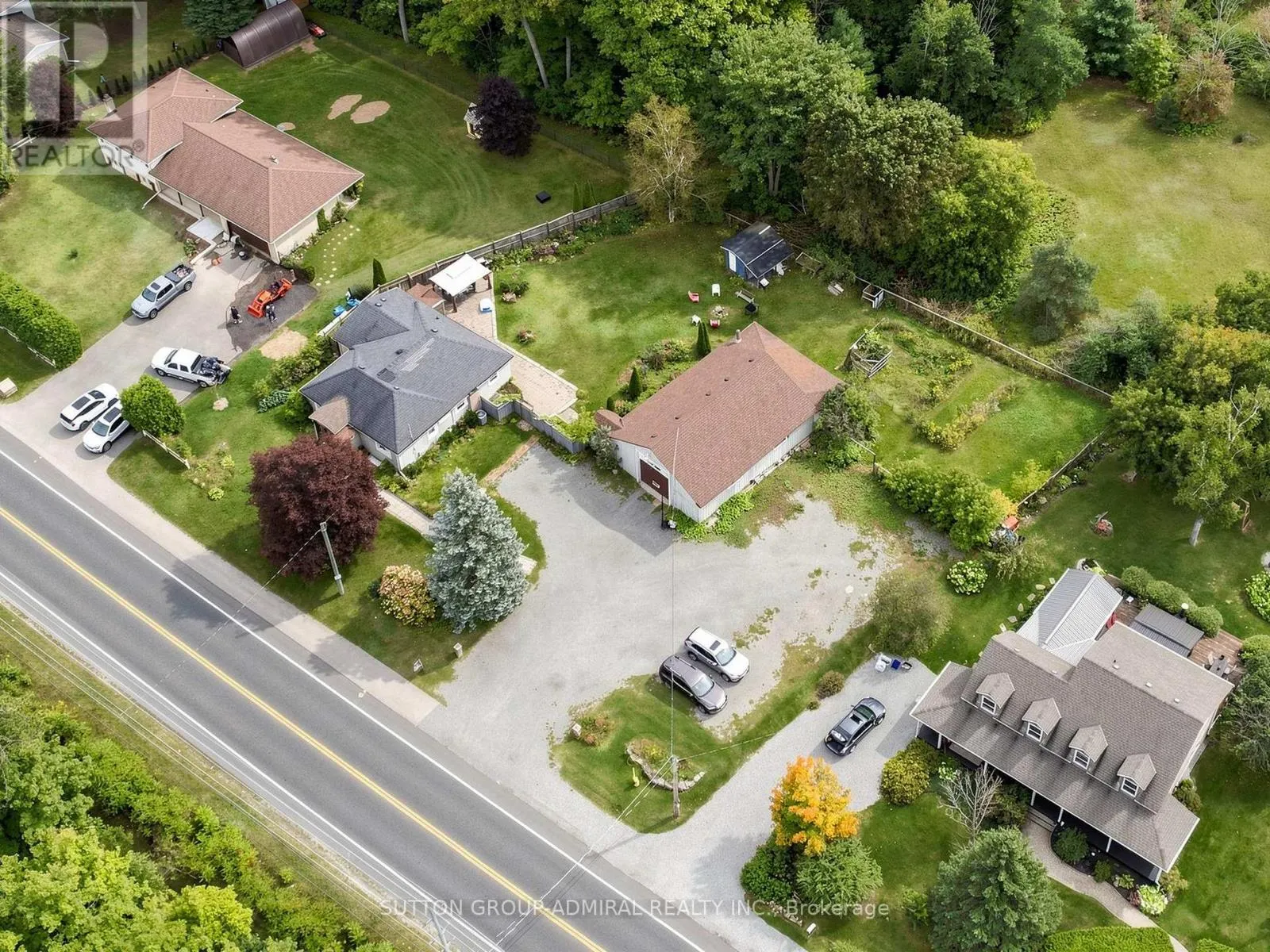4631 AURORA ROAD