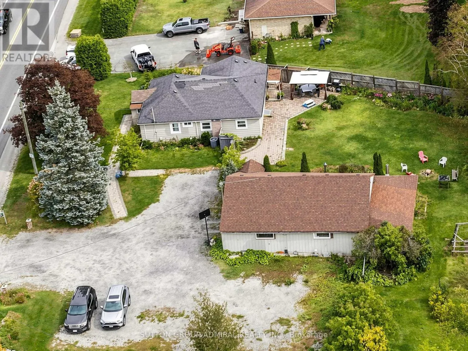 4631 AURORA ROAD