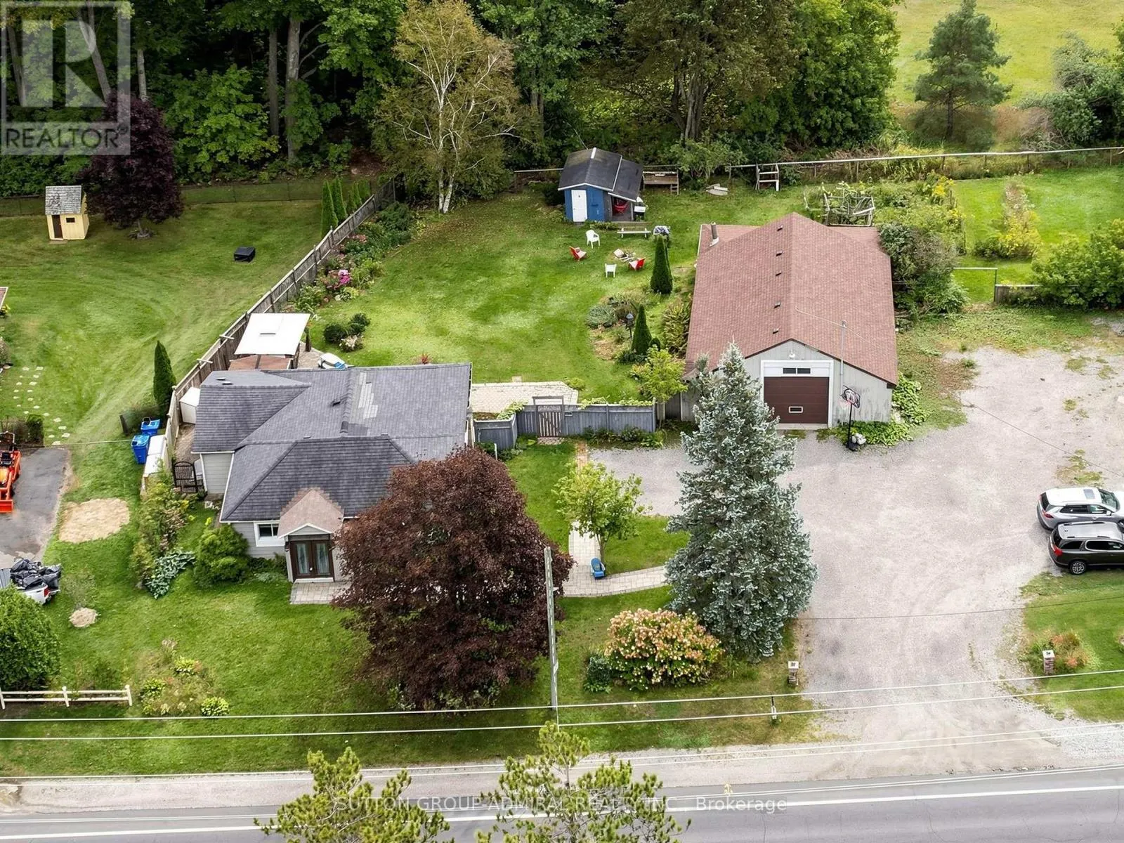 4631 AURORA ROAD