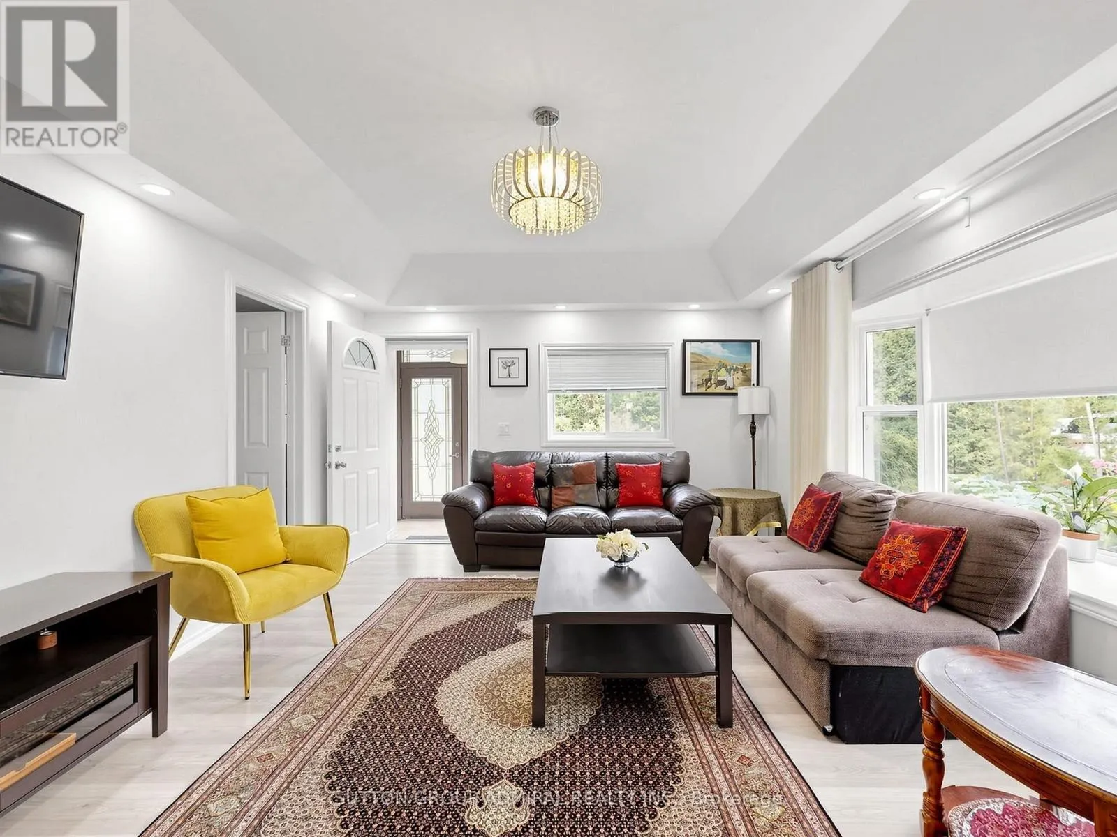 4631 AURORA ROAD