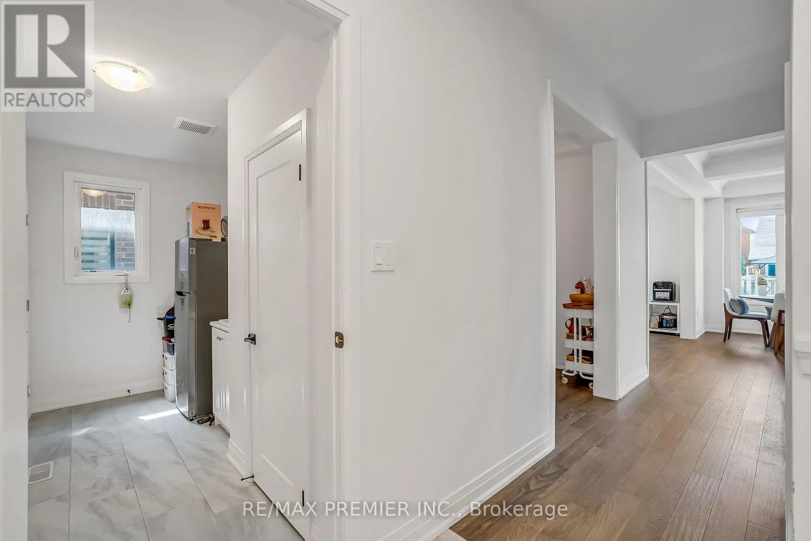25 LOW BOULEVARD
