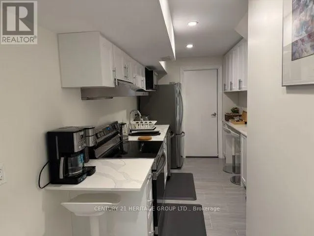 23 GOLDENEYE DRIVE